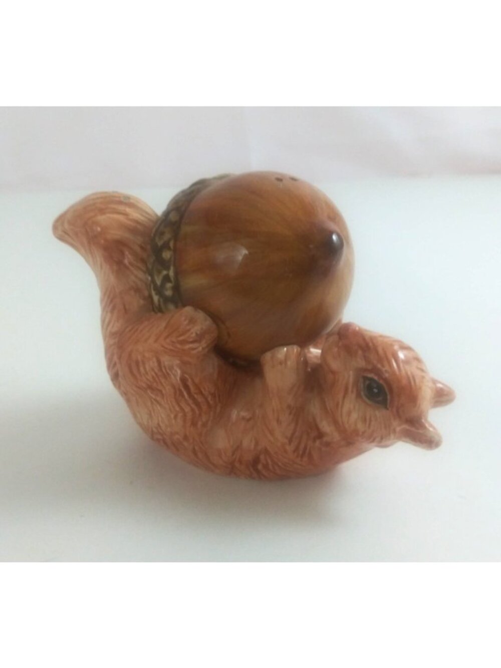 Vintage Home Trends Squirrel & Acorn Salt & Pepper Shakers